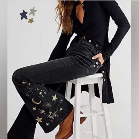 135 NWT Free People x Driftwood Farrah High Rise Flare Jean Star Black Celestial - Picture 13 of 13